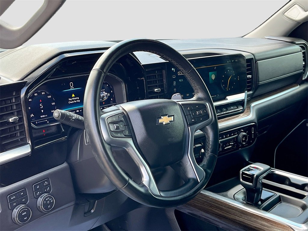 Used 2024 Chevrolet Silverado 1500 LT Trail Boss w/ Convenience Package II image 11