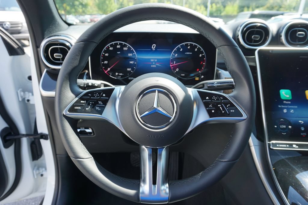Used 2025 Mercedes-Benz GLC 300 4MATIC image 15