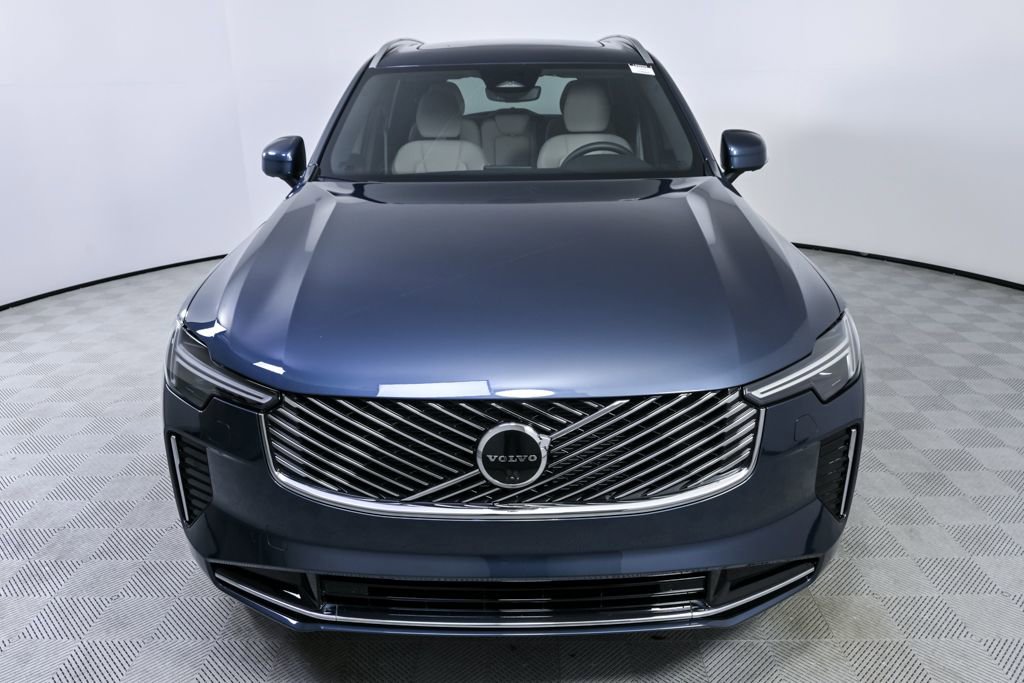 Certified 2026 Volvo XC90 B6 Plus w/ Protection Package Premier AWD/4WD image 38