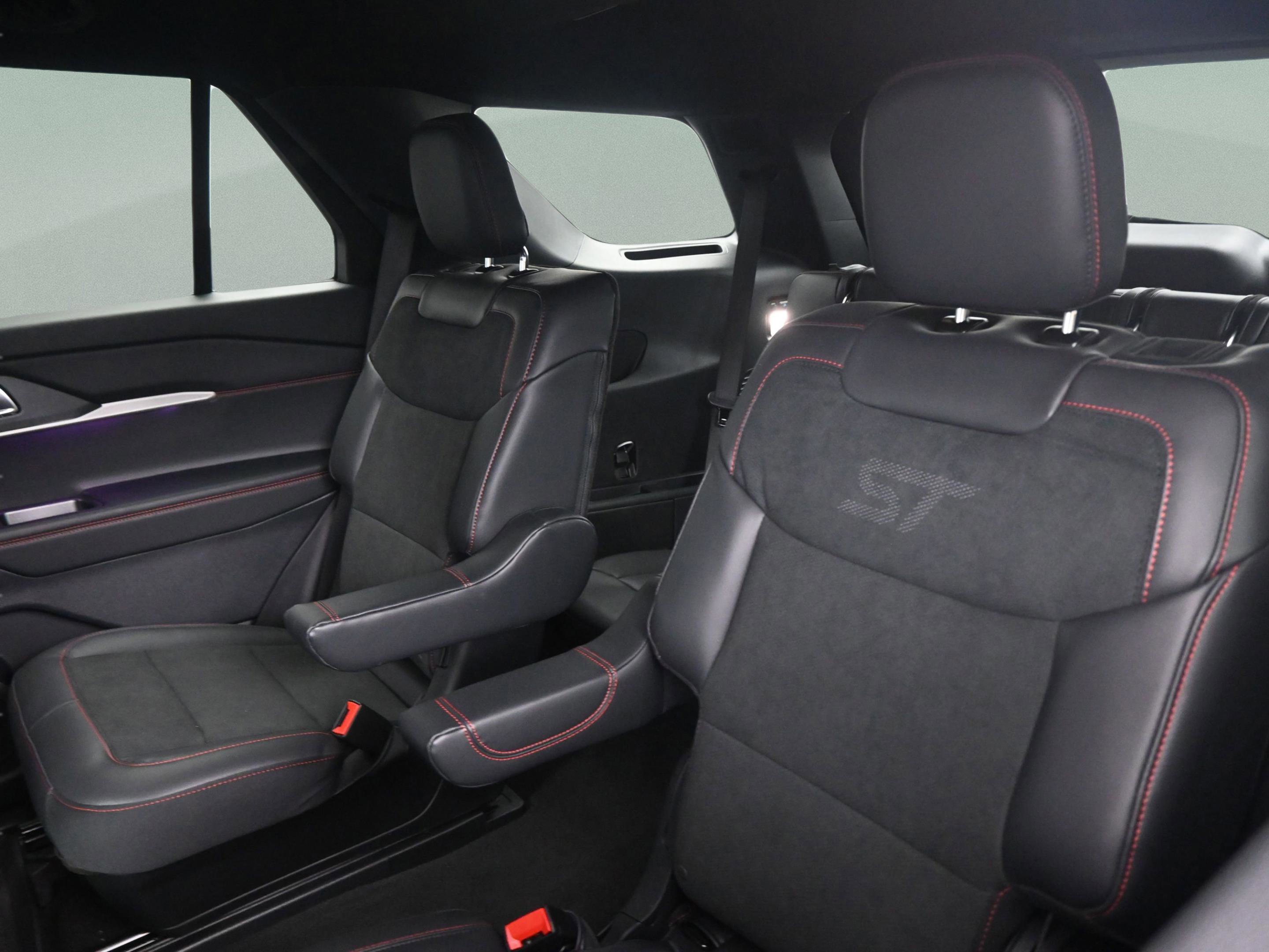 Used 2026 Ford Explorer ST w/ Sun And Sound Package AWD/4WD image 33