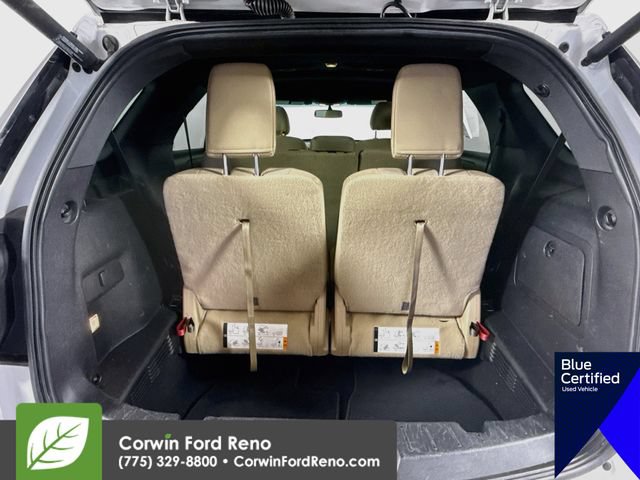 Used 2017 Ford Explorer XLT w/ Equipment Group 201A AWD/4WD image 27