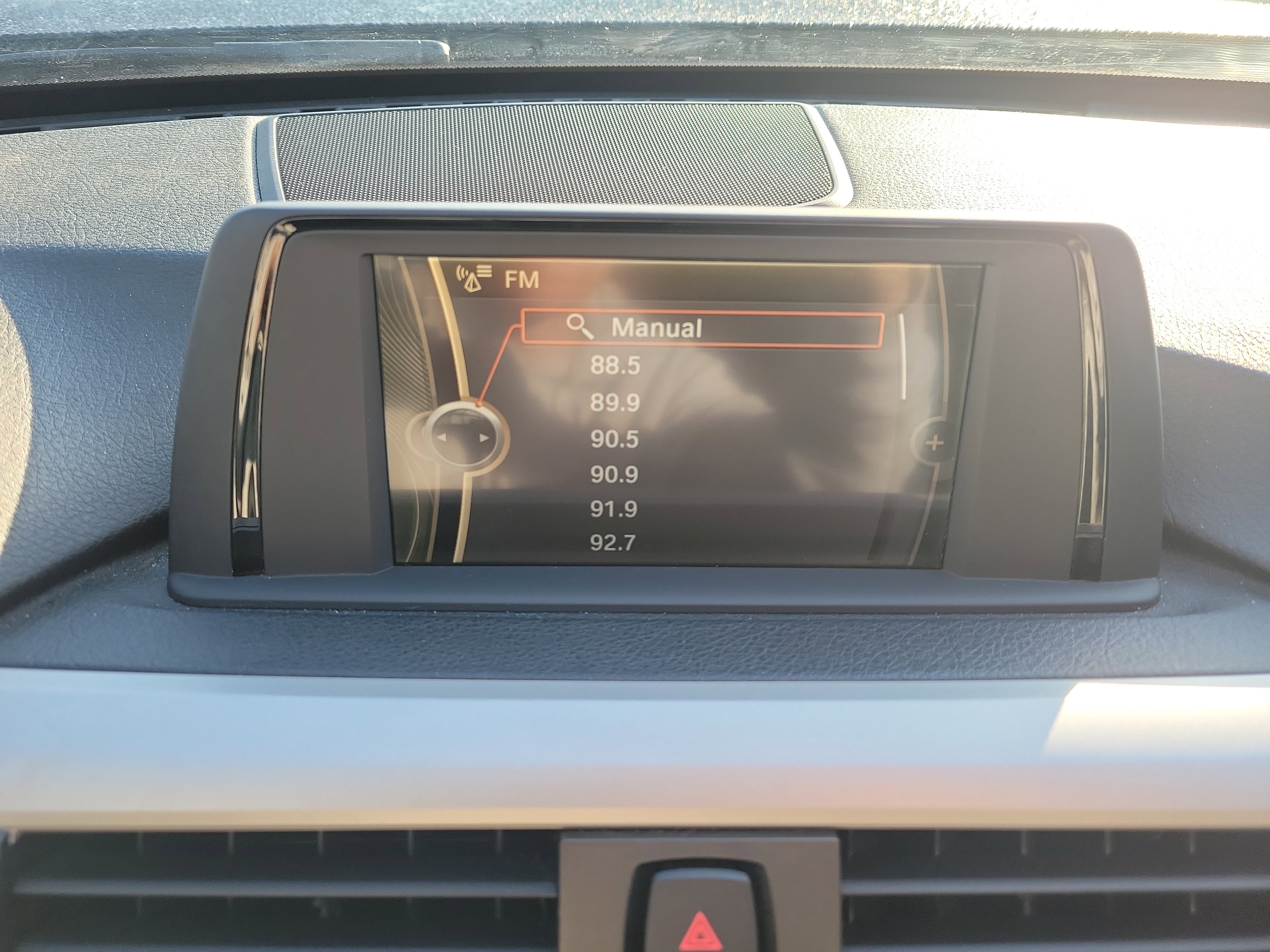 Used 2014 BMW 320i Sedan image 32