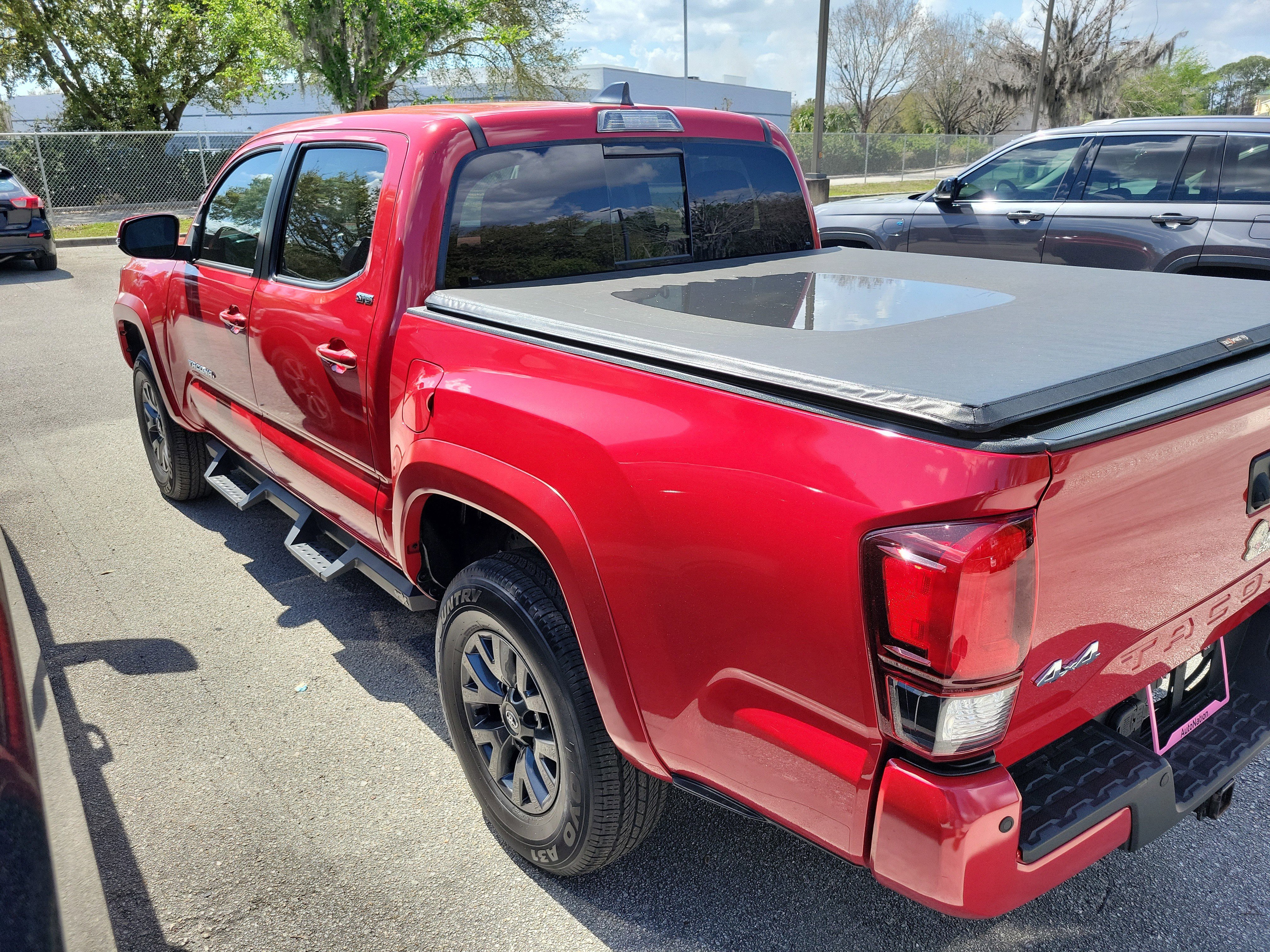 Used 2023 Toyota Tacoma SR5 w/ Technology Package image 6