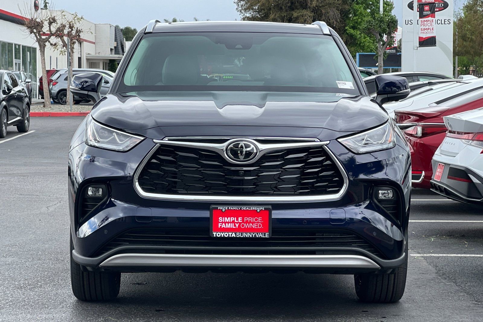 New 2026 Toyota Highlander Platinum image 11