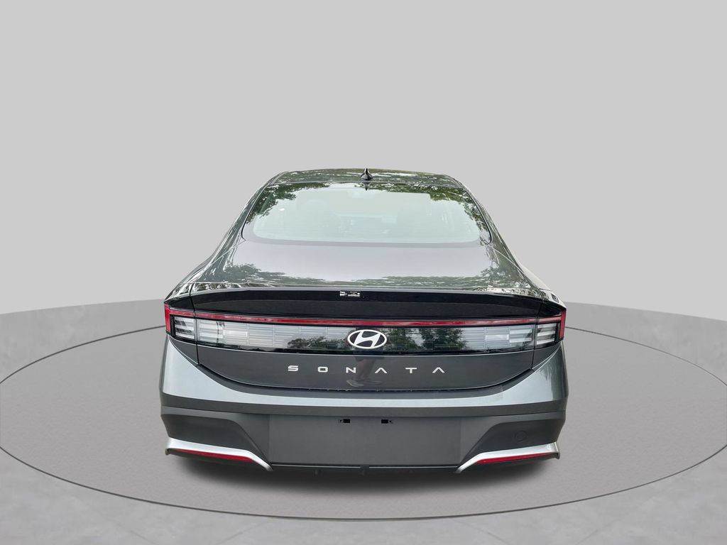 Used 2026 Hyundai Sonata SE FWD image 32