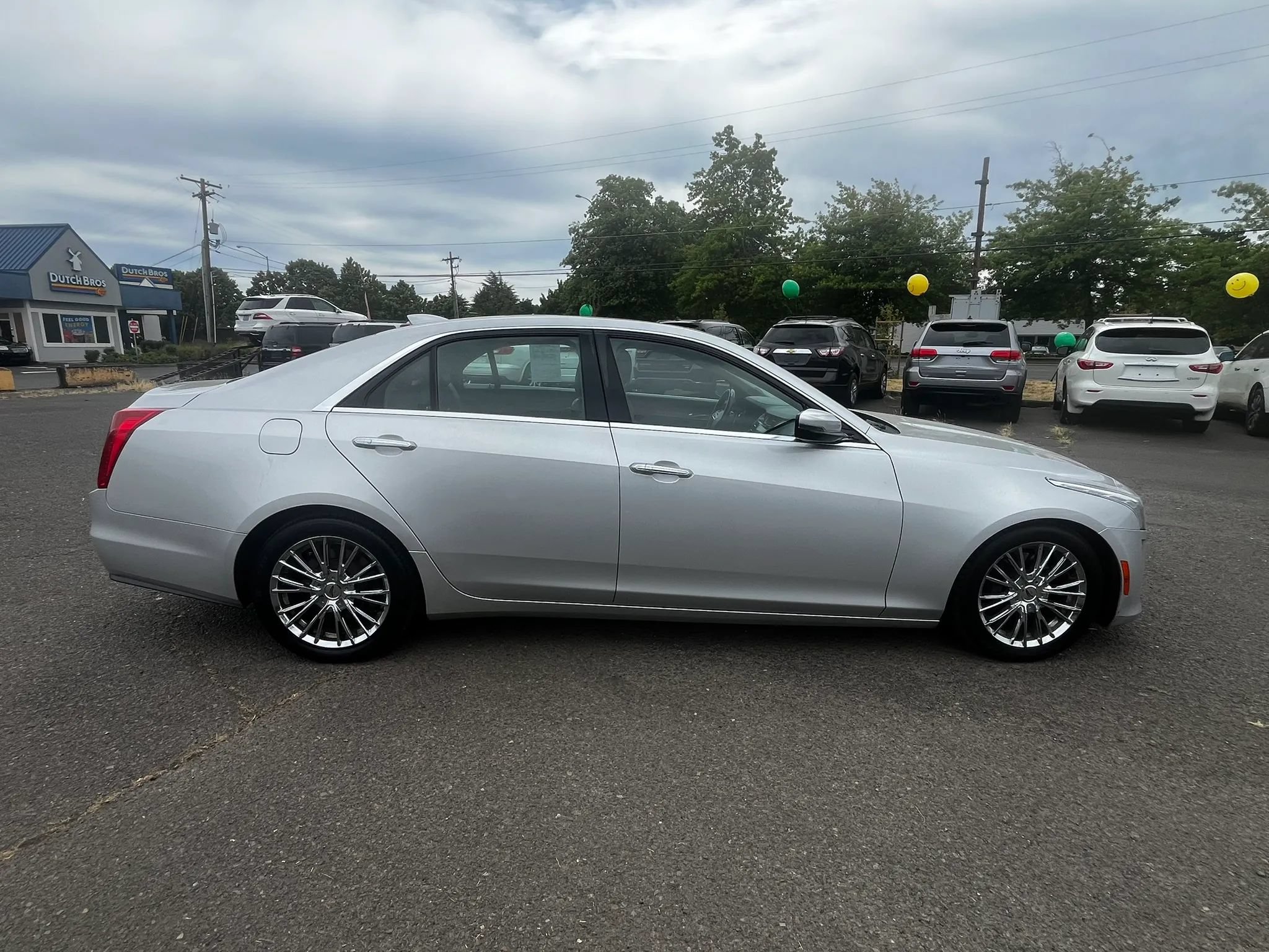 Used 2017 Cadillac CTS Luxury RWD image 2