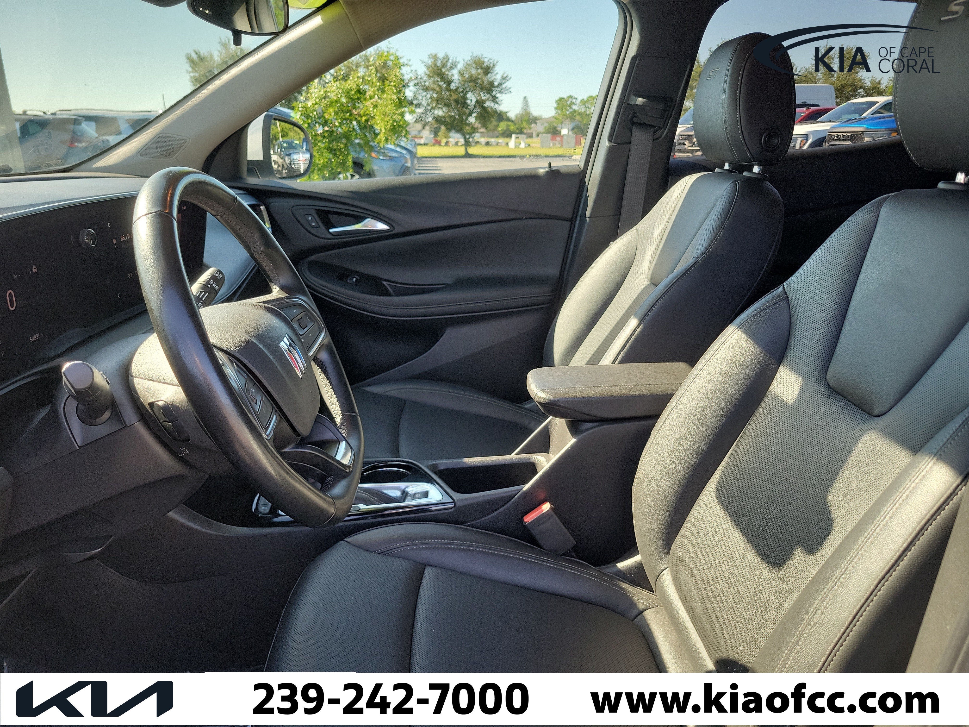 Used 2024 Buick Encore GX Sport Touring AWD/4WD image 20