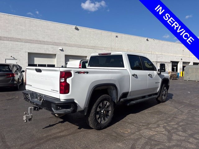 Used 2022 Chevrolet Silverado 2500 Custom w/ Custom Value Package AWD/4WD image 4