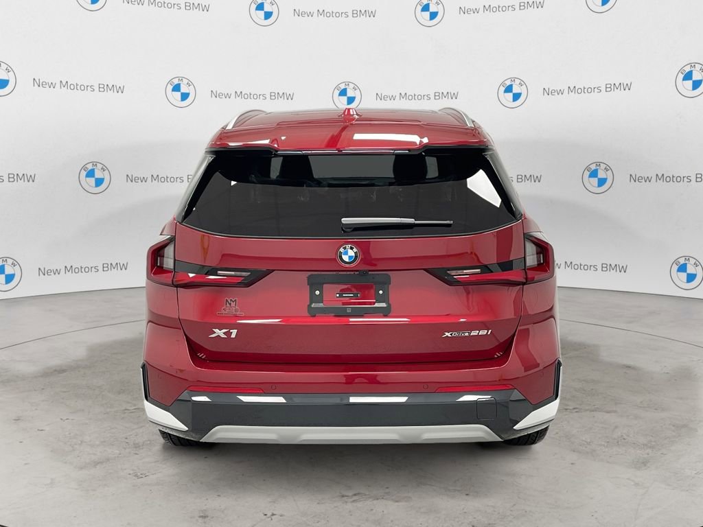 New 2026 BMW X1 xDrive28i w/ Technology Package AWD/4WD image 3
