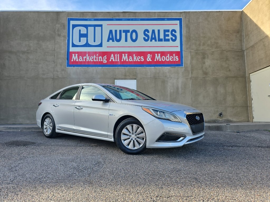 Used 2016 Hyundai Sonata SE image 1