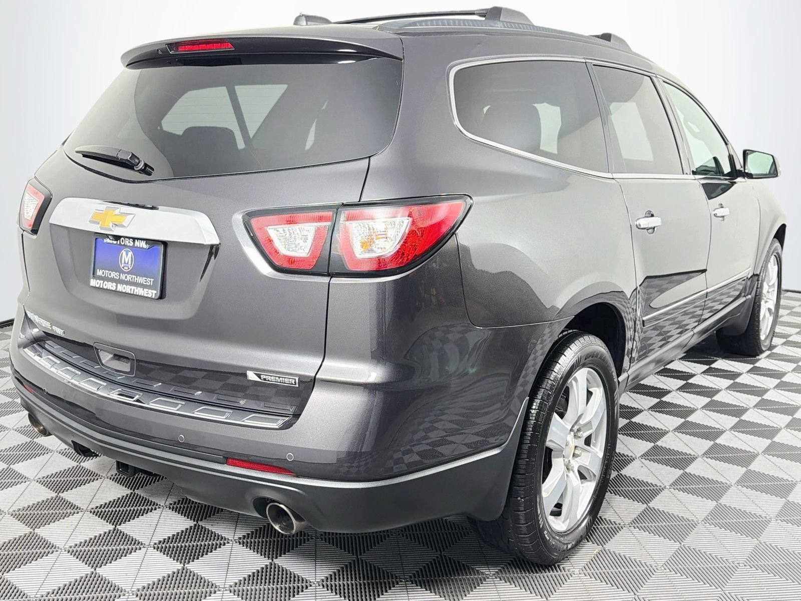 Used 2017 Chevrolet Traverse Premier AWD/4WD image 27