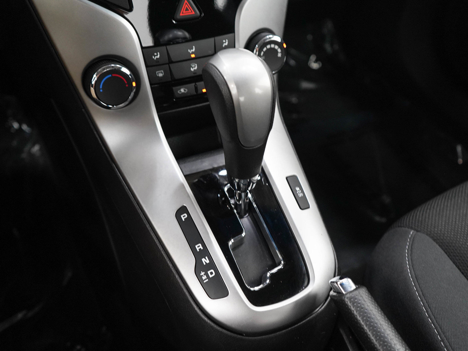 Used 2015 Chevrolet Cruze LT FWD image 21