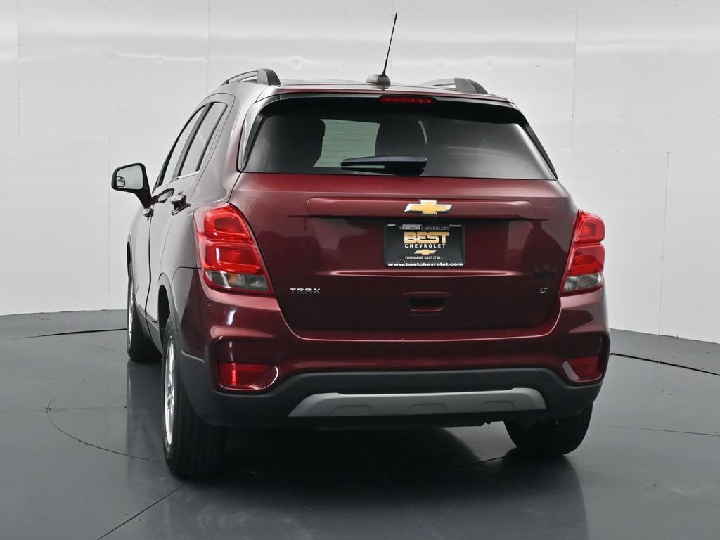 Used 2017 Chevrolet Trax LT w/ LT Convenience Package FWD image 6