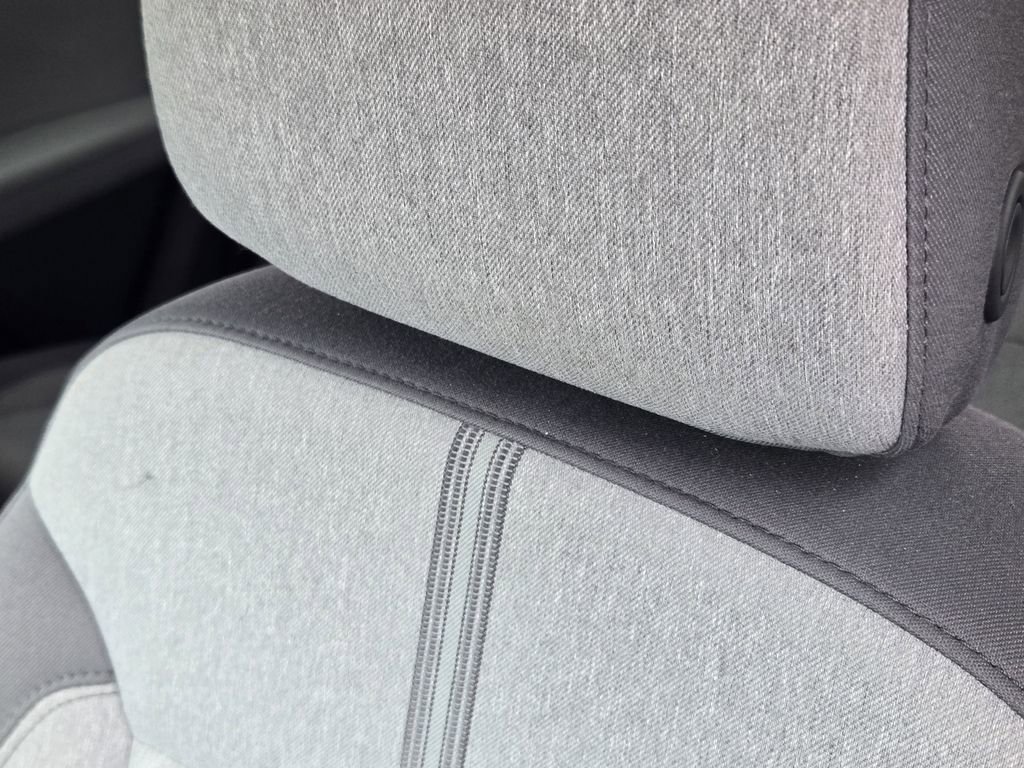 Used 2022 Chevrolet Blazer LT image 17