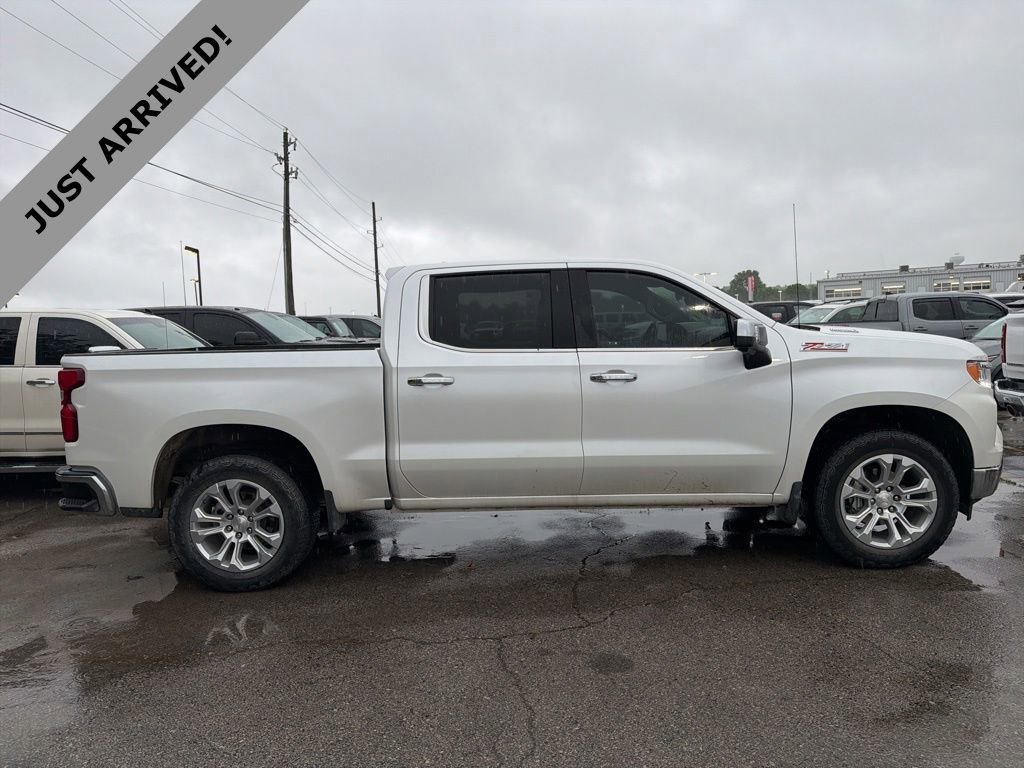 Used 2023 Chevrolet Silverado 1500 LTZ w/ Z71 Off-Road Package AWD/4WD image 4