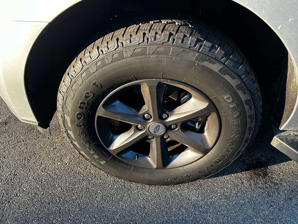Used 2019 Ford Expedition XLT w/ Equipment Group 202A AWD/4WD image 34
