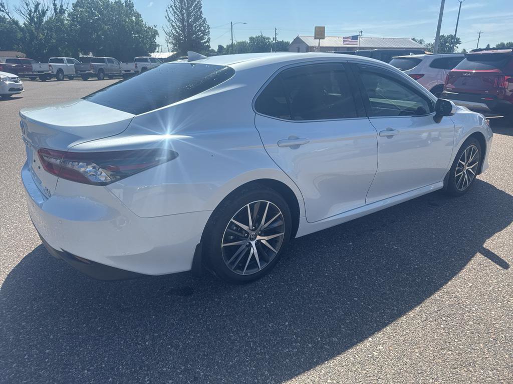 Used 2023 Toyota Camry XLE image 6