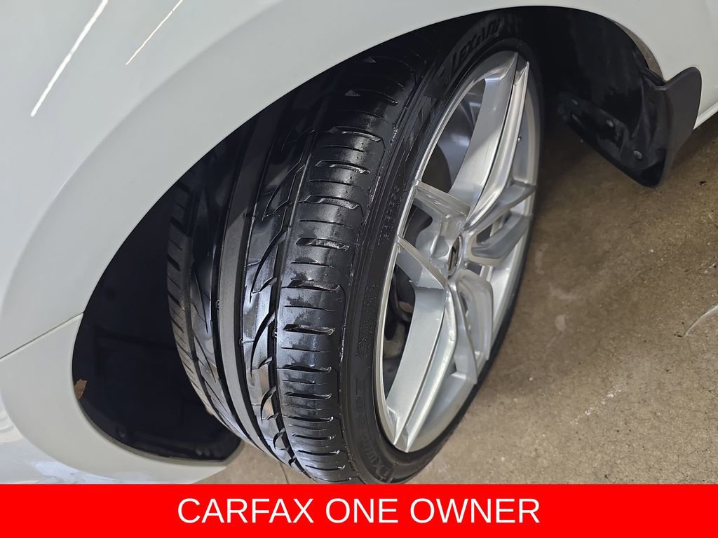 Used 2017 Volkswagen Golf Wolfsburg Edition image 33