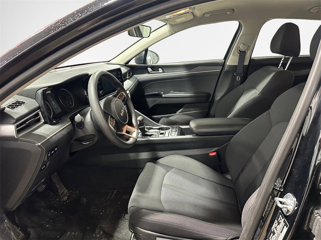 Used 2023 Kia K5 LXS image 12