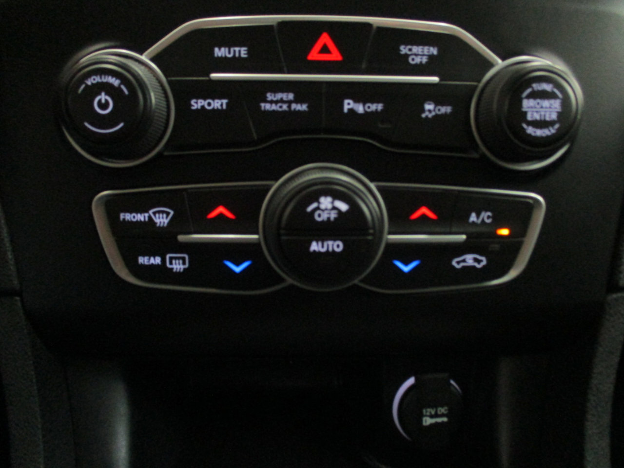 Used 2022 Dodge Charger SXT w/ Cold Weather Package image 20