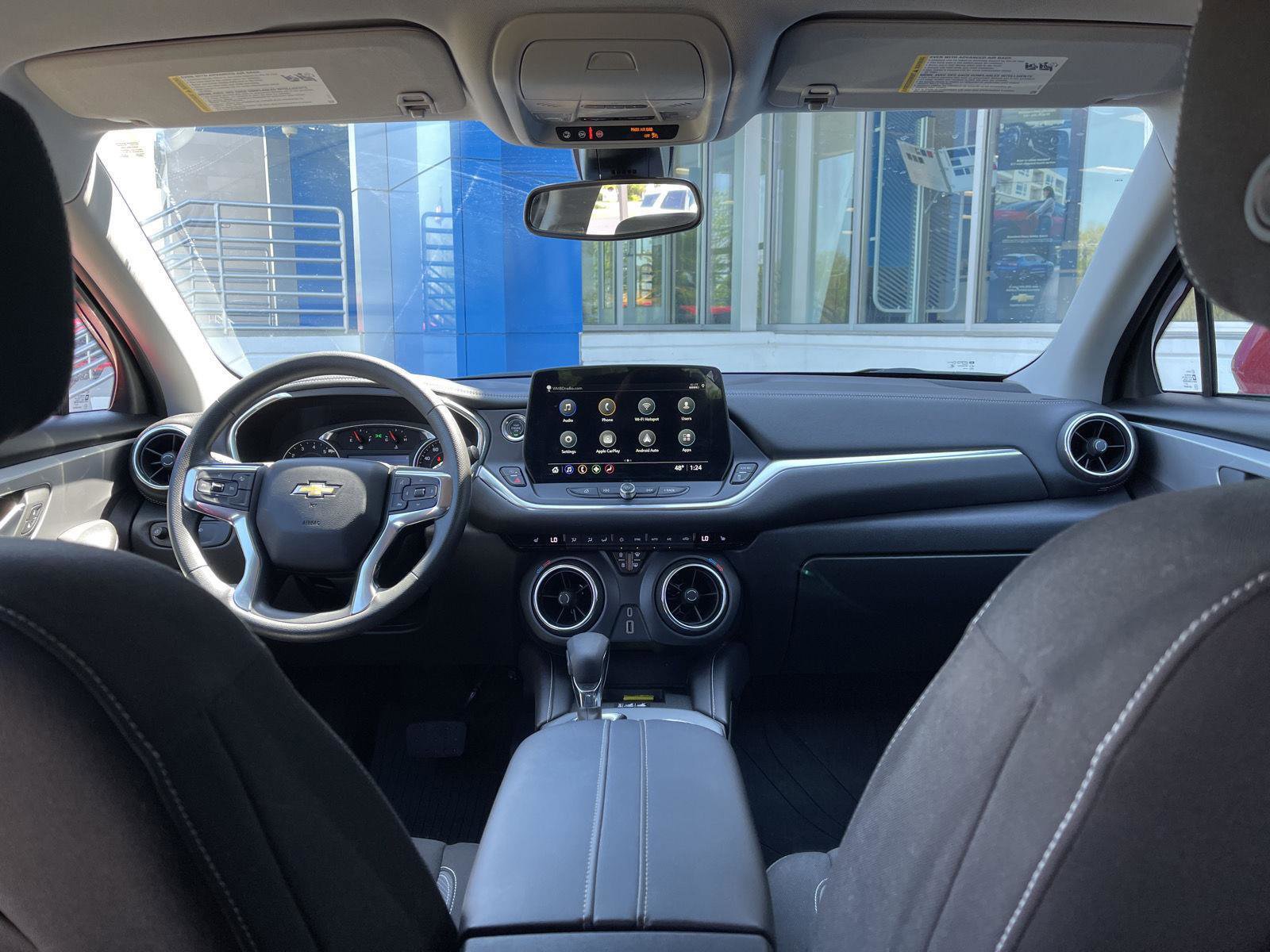 Used 2024 Chevrolet Blazer LT w/ Convenience Package FWD image 23