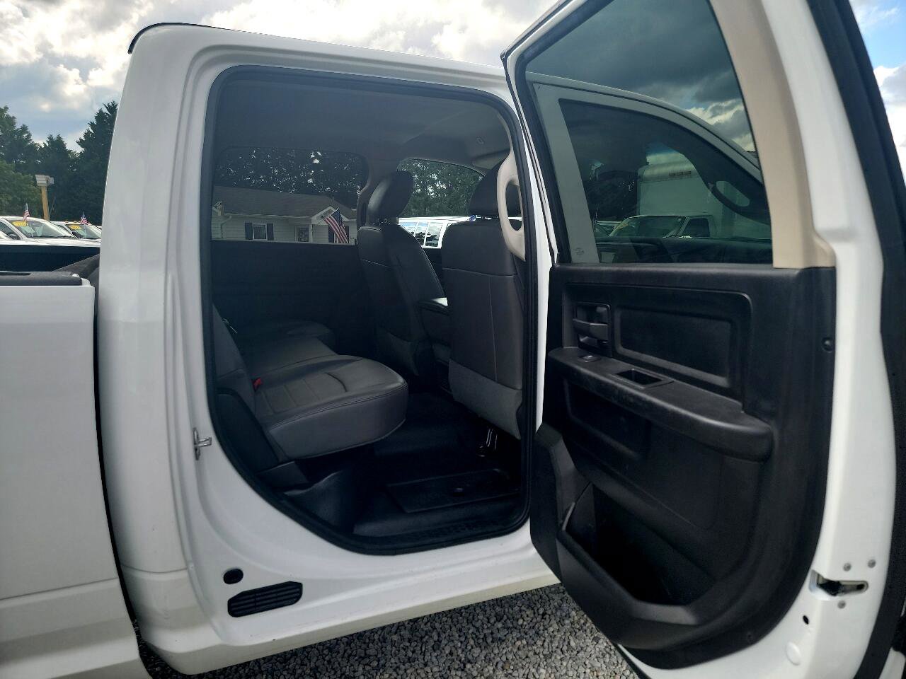 Used 2017 RAM 2500 Tradesman image 24