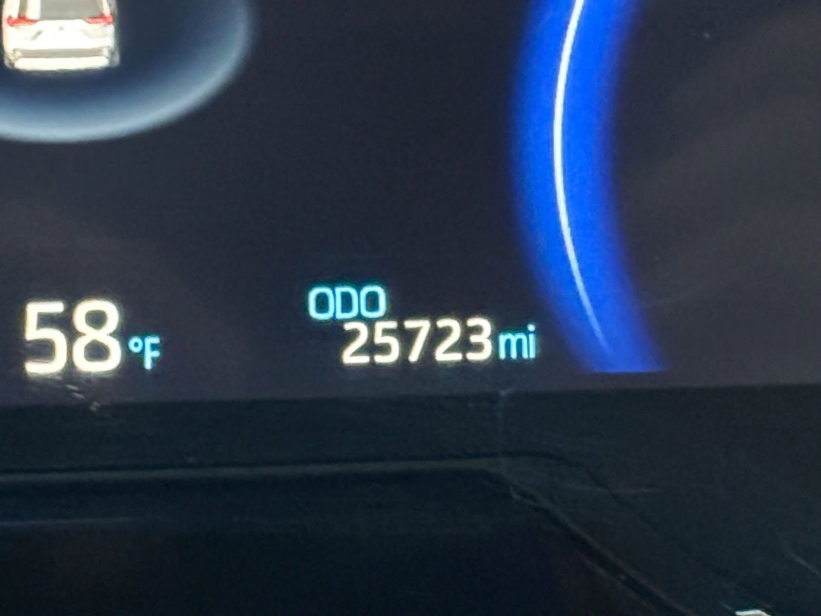 Used 2025 Toyota RAV4 LE image 39