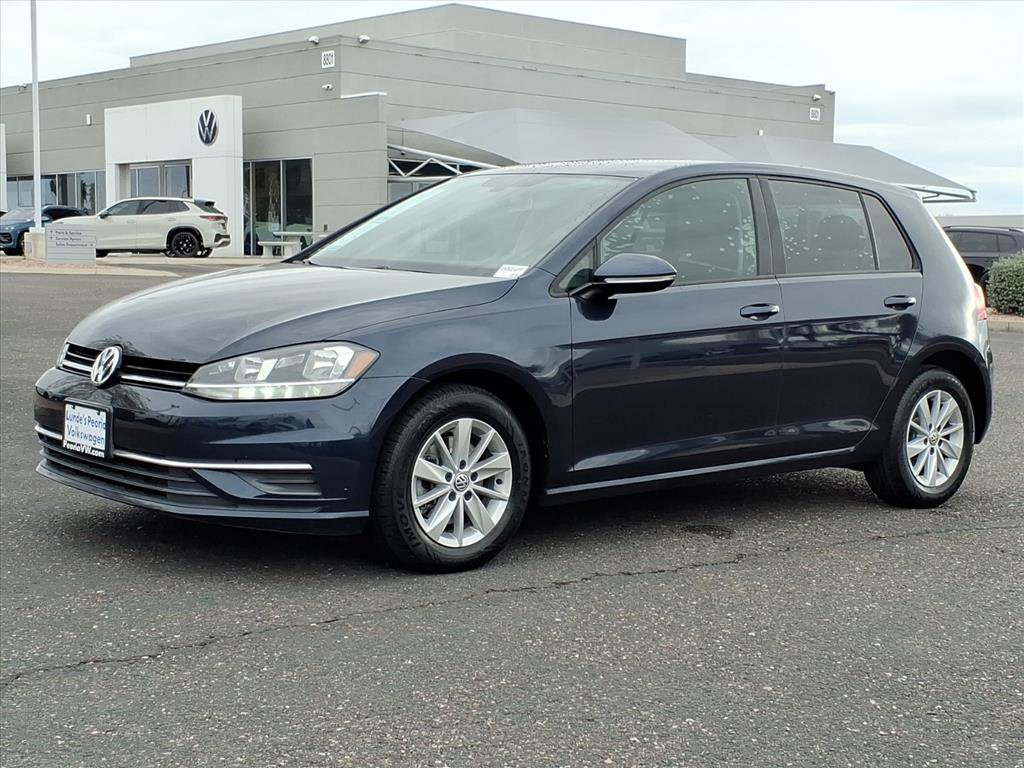 Used 2018 Volkswagen Golf S image 3