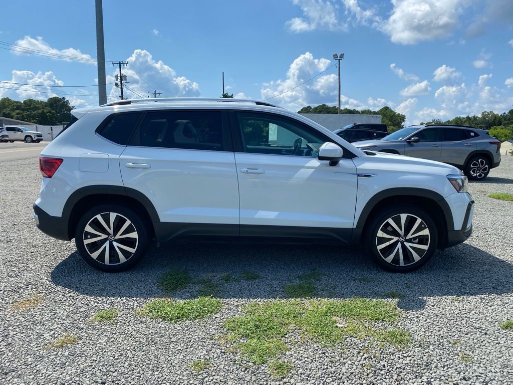 Used 2023 Volkswagen Taos SE video 2