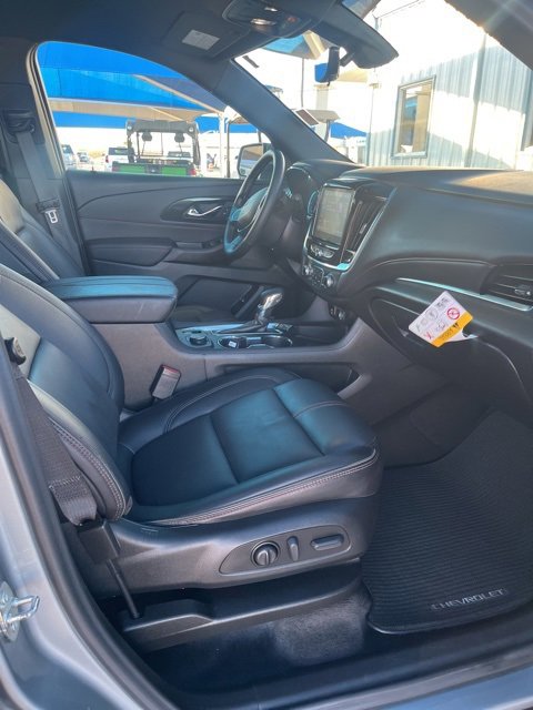 Used 2023 Chevrolet Traverse RS image 10