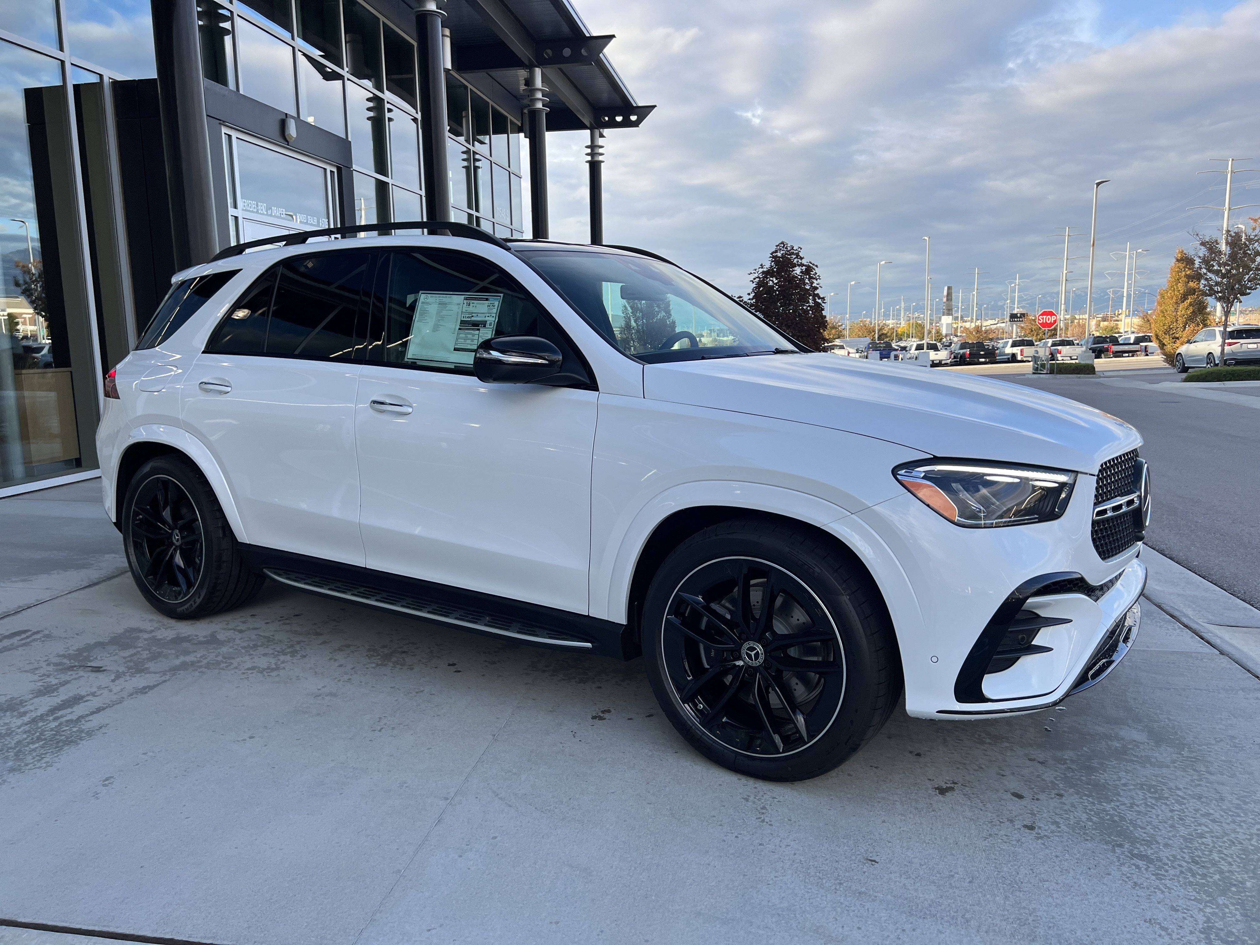 New 2026 Mercedes-Benz GLE 580 4MATIC image 3