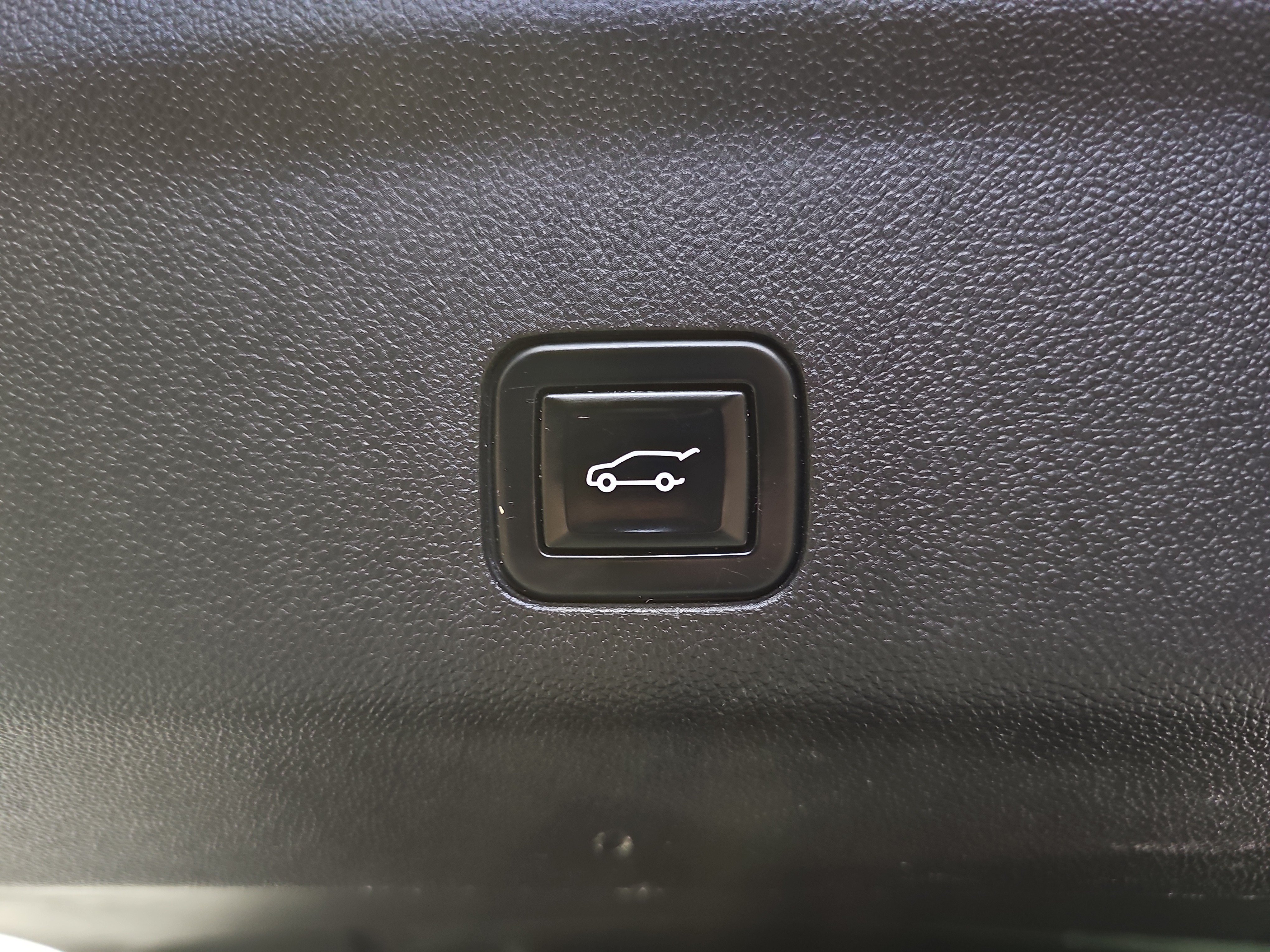 Used 2021 GMC Yukon XL SLT AWD/4WD image 14