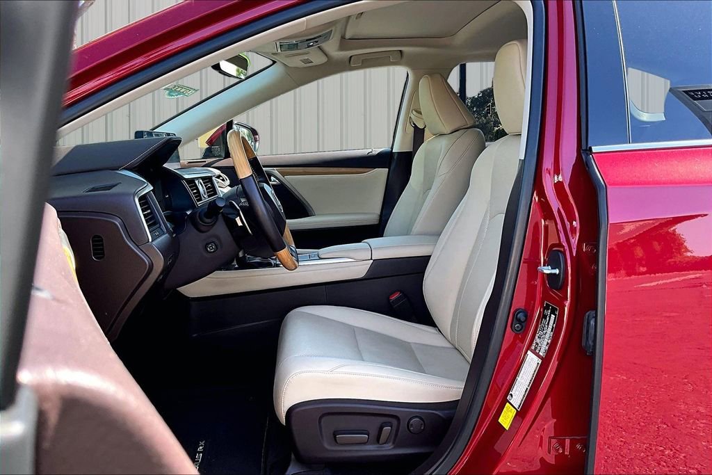 Used 2020 Lexus RX 350L FWD w/ Premium Package image 16