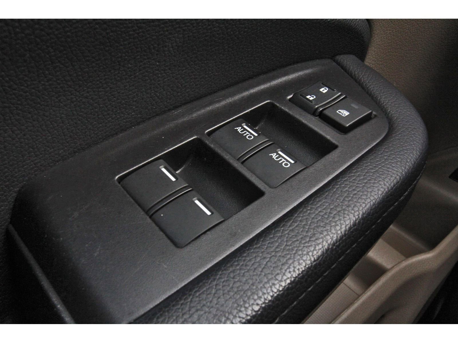 Used 2018 Honda Pilot EX-L image 24