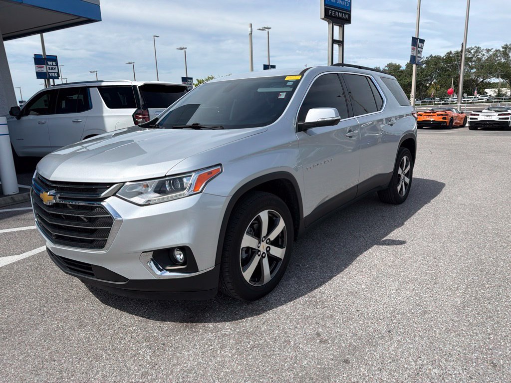 Used 2021 Chevrolet Traverse LT w/ LT Premium Package
