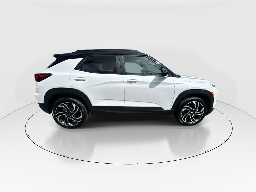 New 2026 Chevrolet TrailBlazer RS w/ Convenience Package FWD image 9
