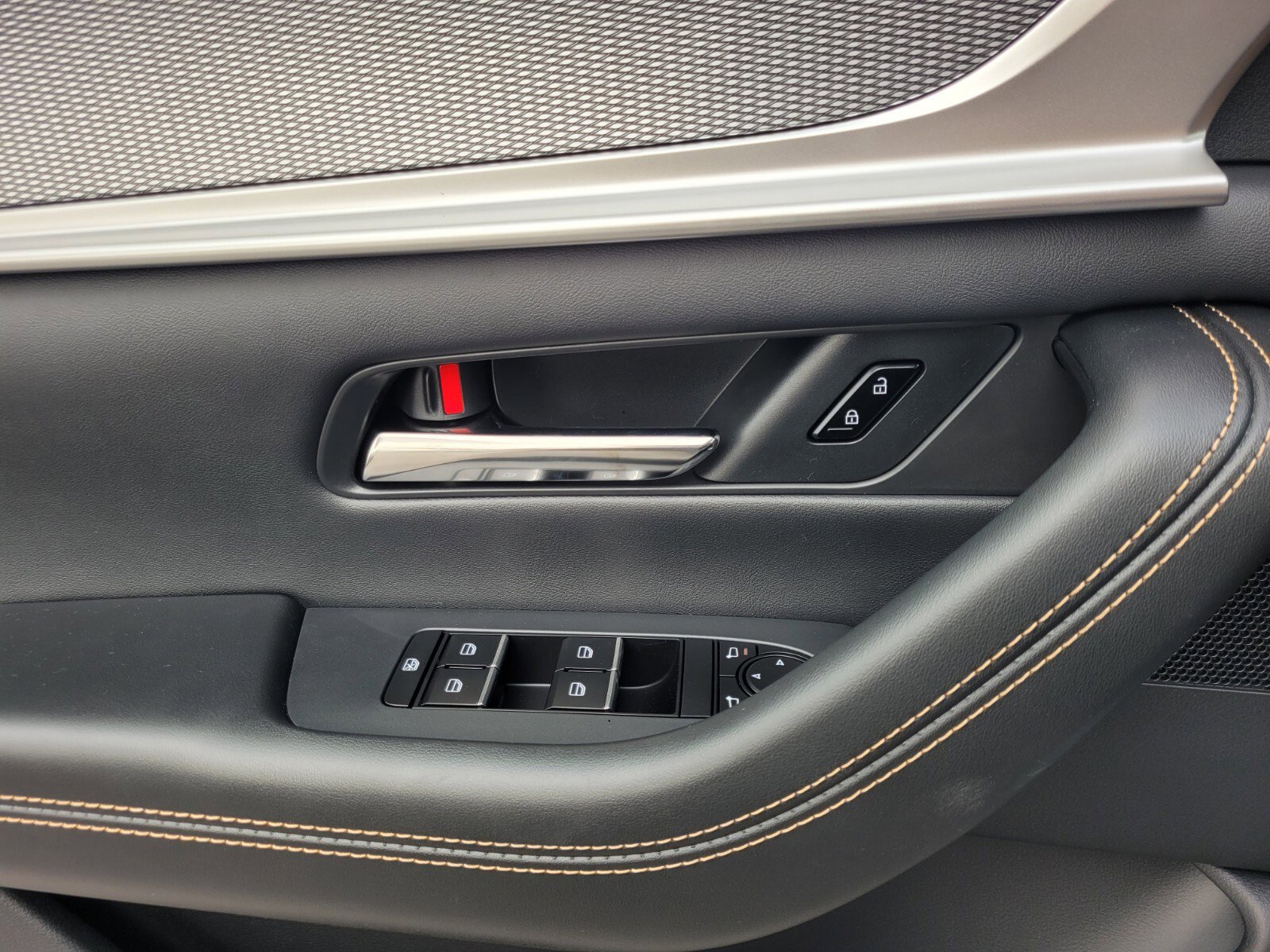 New 2026 MAZDA CX-70 3.3 Turbo w/ Preferred Package image 23