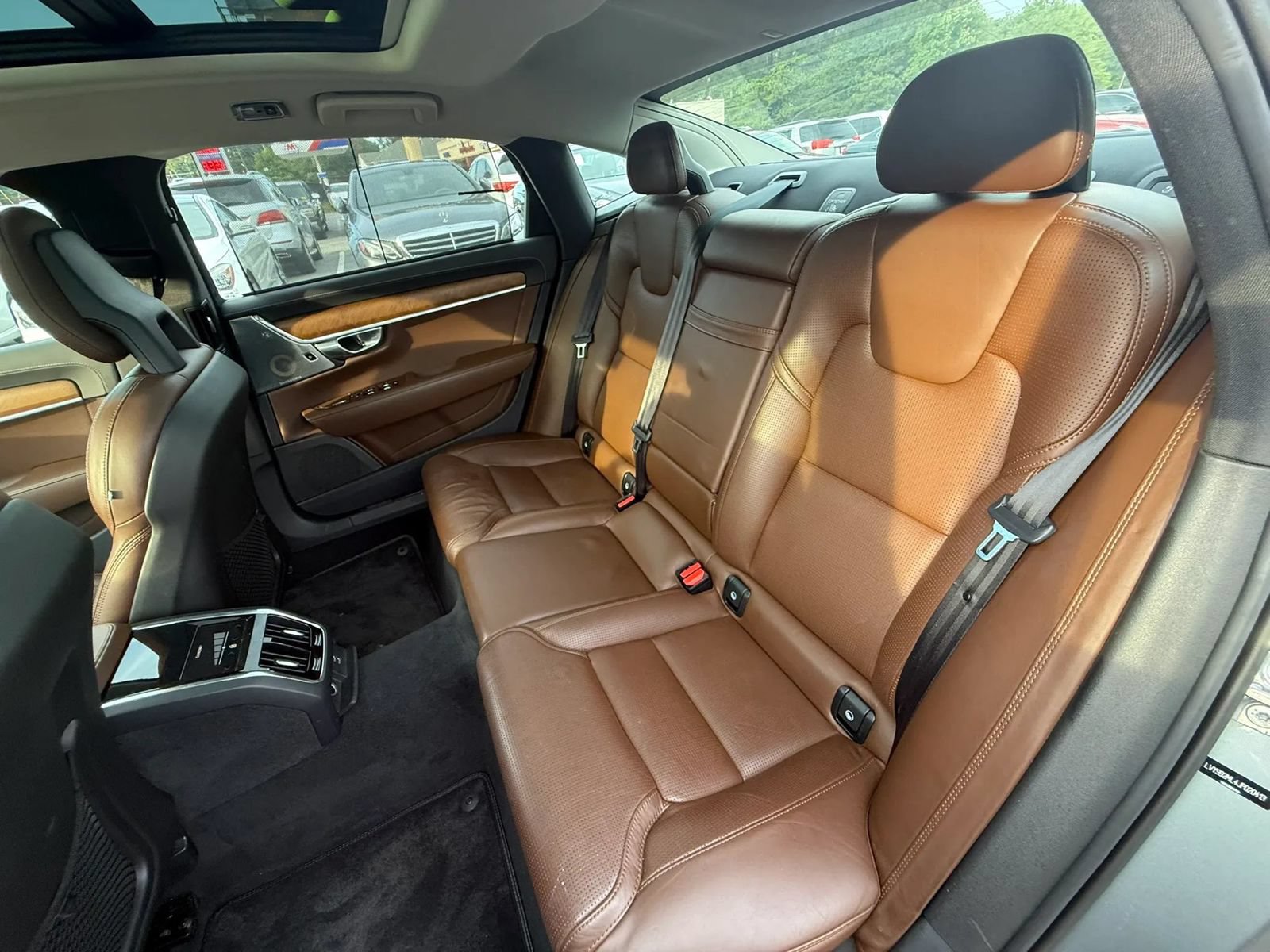 Used 2018 Volvo S90 T6 Inscription w/ Convenience Package AWD/4WD image 28