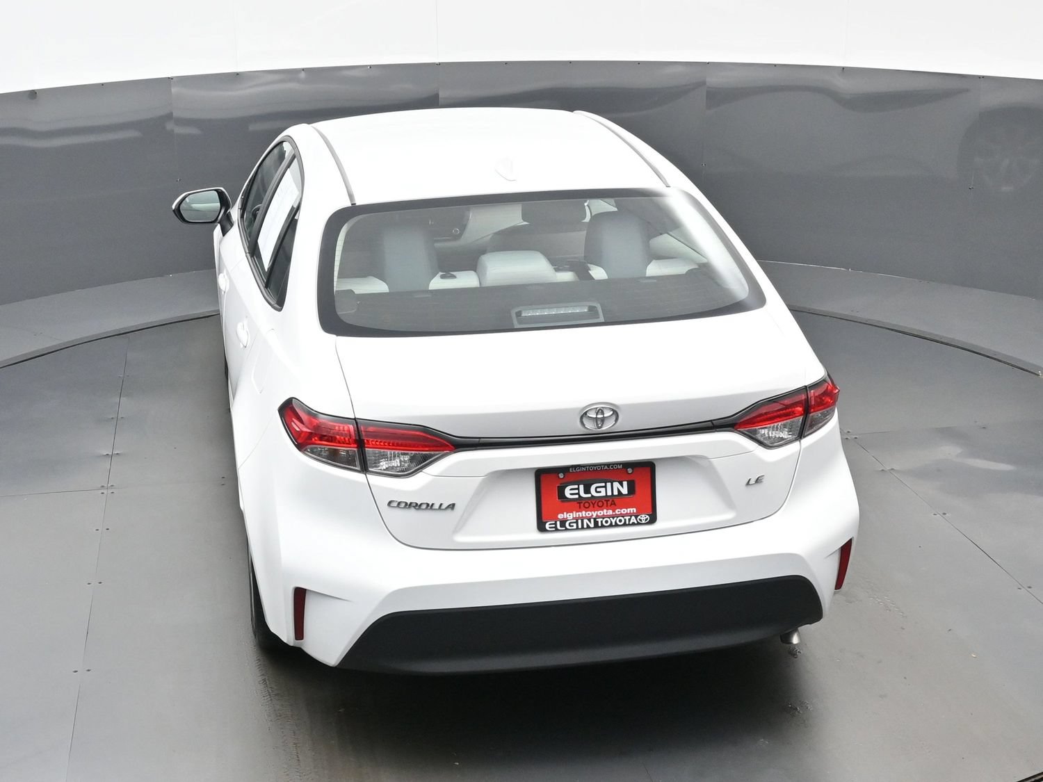 Used 2025 Toyota Corolla LE FWD image 37