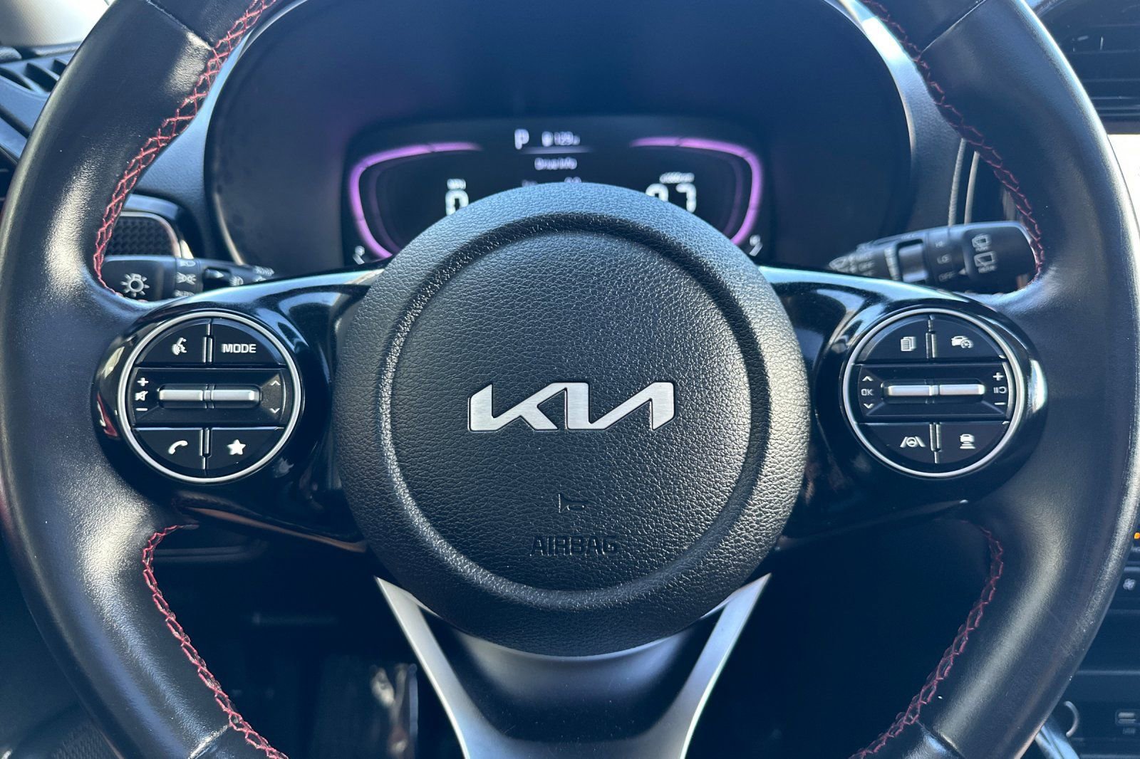 Used 2023 Kia Soul GT-Line w/ GT-Line Technology Package FWD image 25