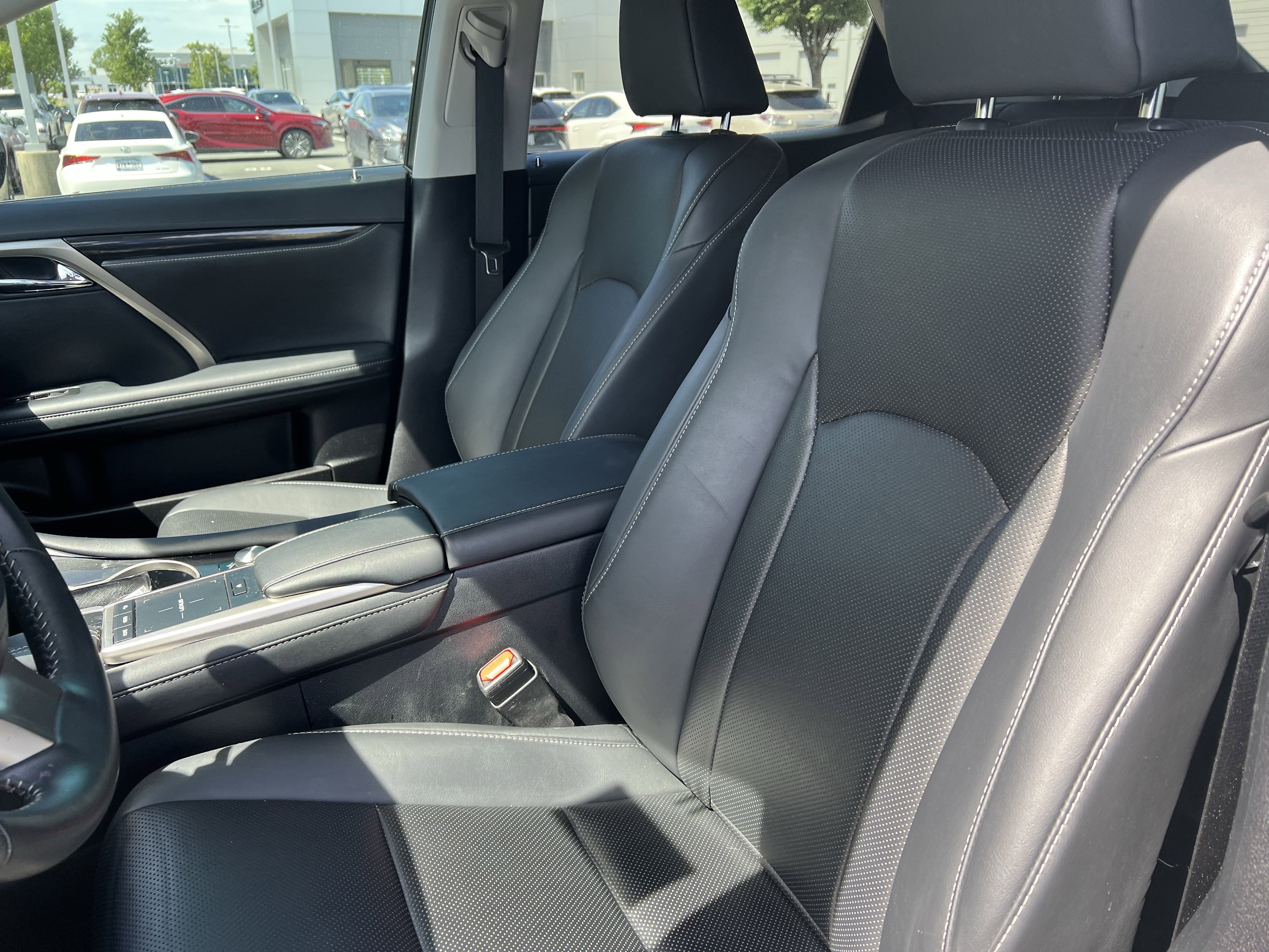 Used 2022 Lexus RX 350 FWD image 16