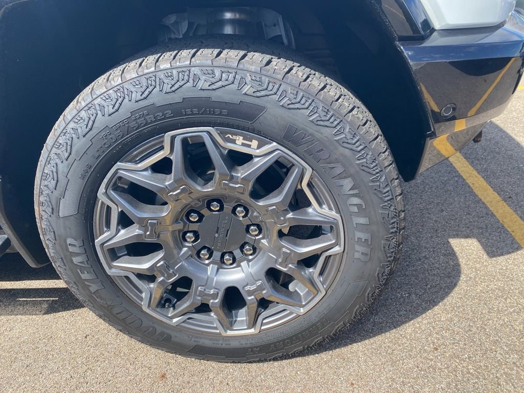 Used 2025 GMC Hummer EV 3X image 7