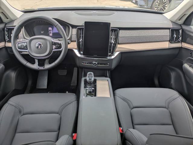 New 2026 Volvo XC90 B6 Plus w/ Protection Package Premier AWD/4WD image 11