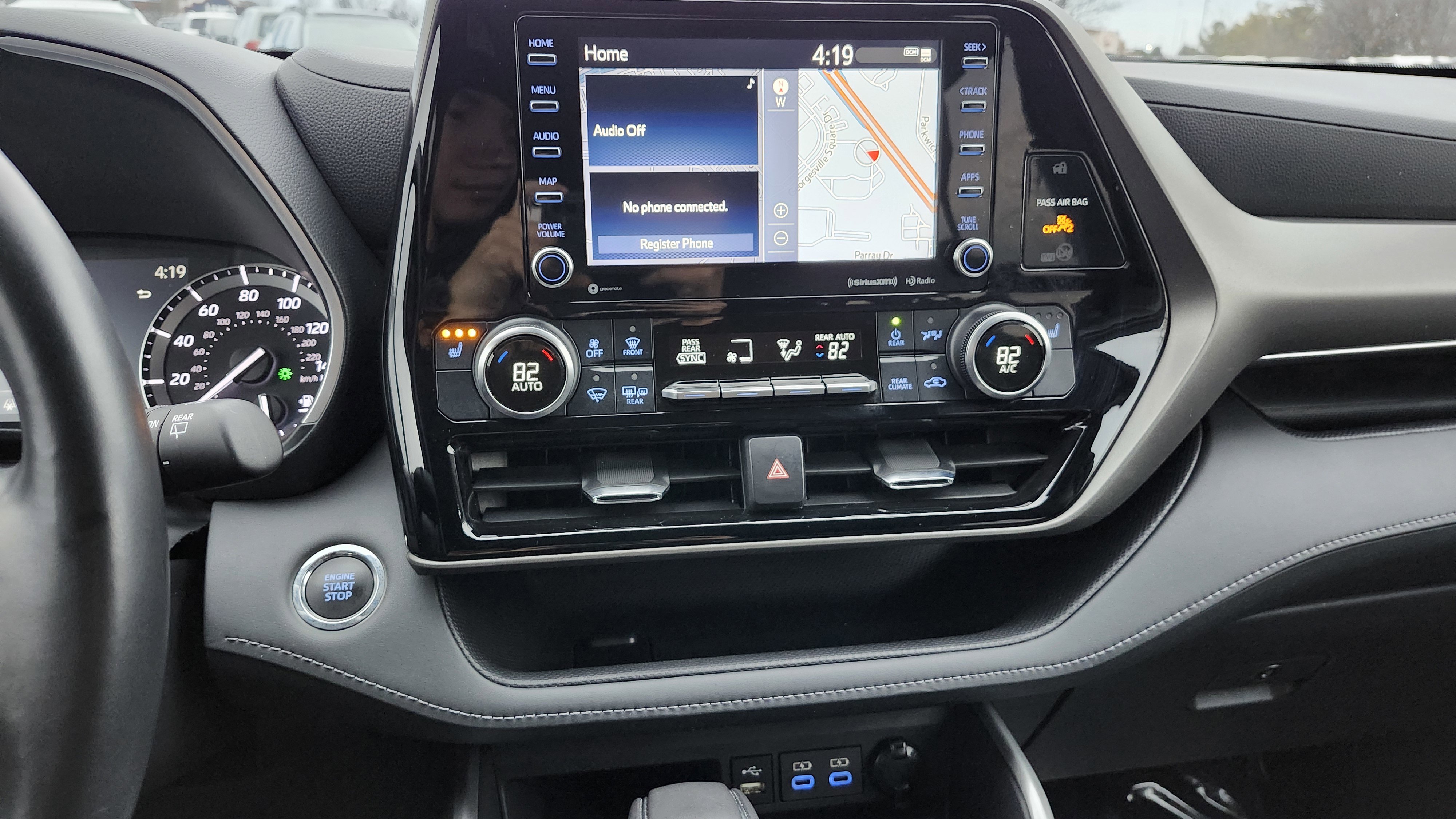 Used 2022 Toyota Highlander XLE image 35