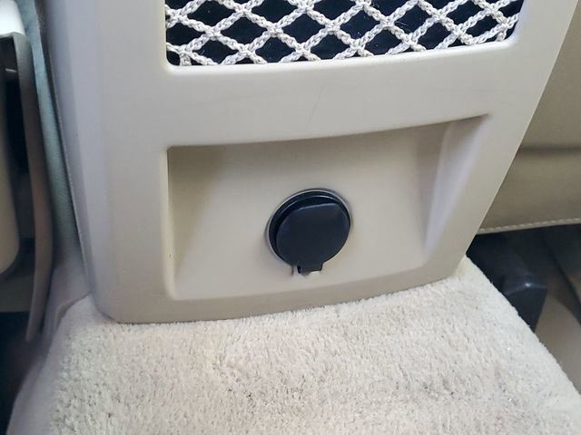 Used 2007 Cadillac SRX image 30