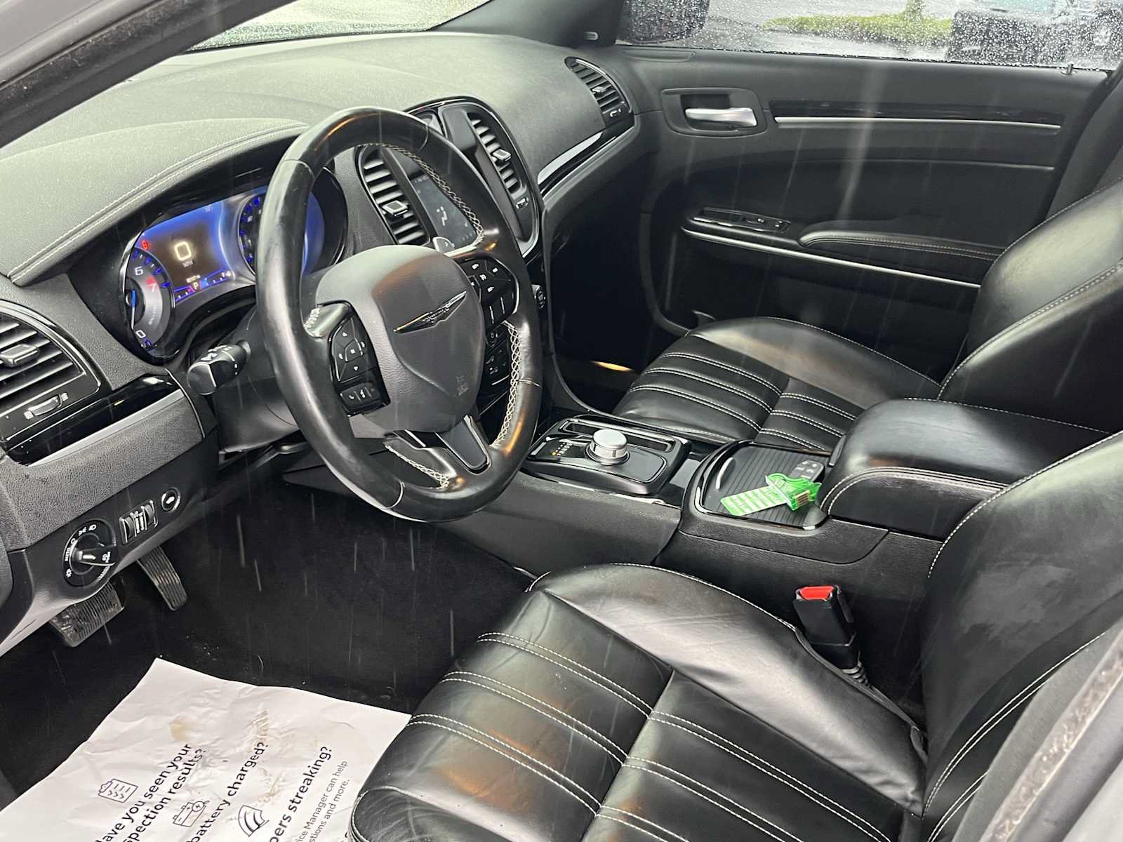 Used 2019 Chrysler 300 S RWD image 10