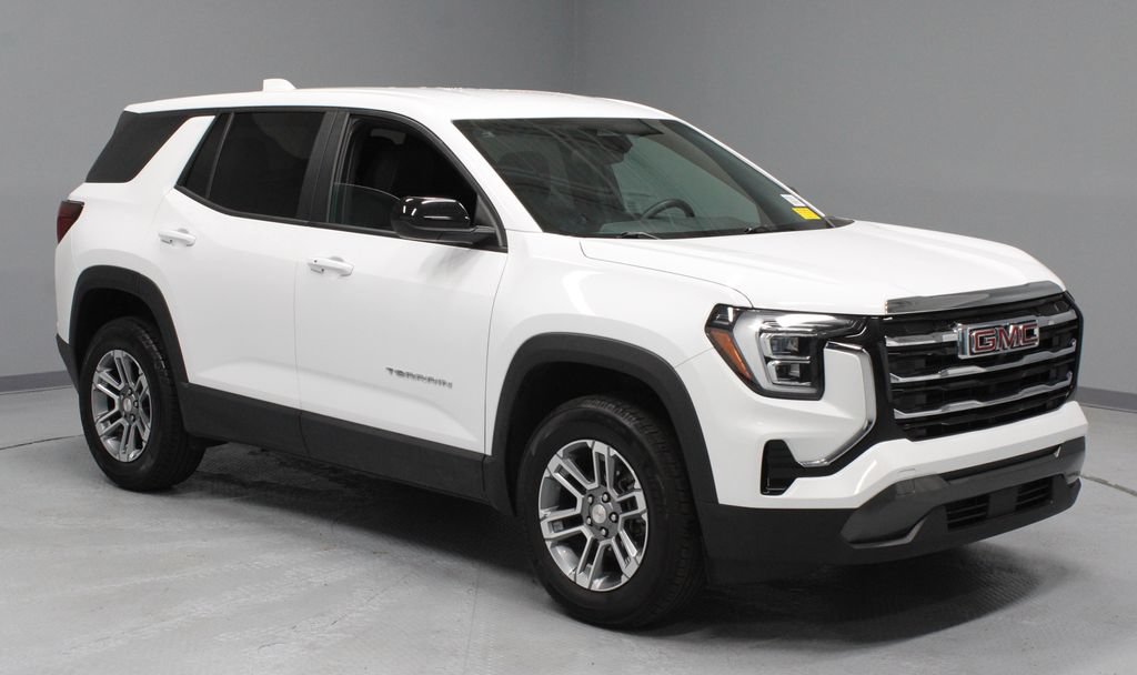 Used 2025 GMC Terrain Elevation
