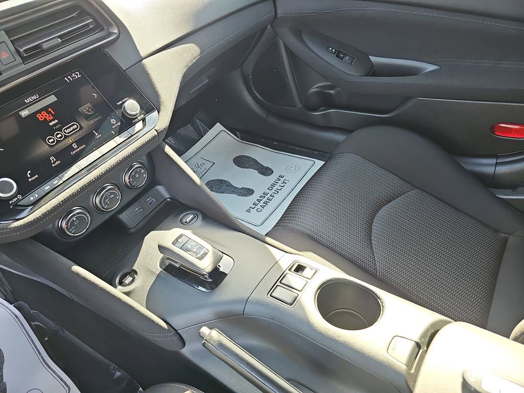 Used 2024 Nissan Z Sport w/ Floor Mat Package image 25