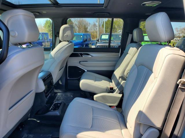 New 2026 Jeep Grand Wagoneer Limited w/ Premium Group II image 27