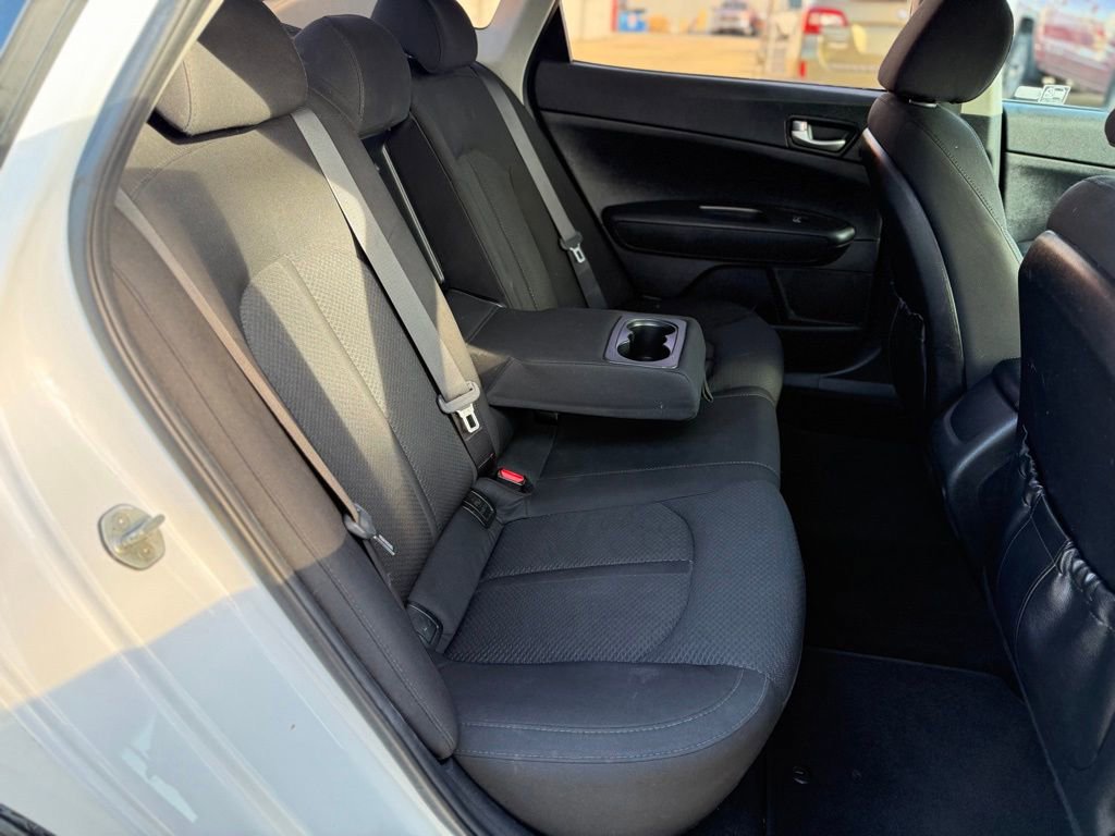 Used 2018 Kia Optima LX w/ Convenience Package image 17